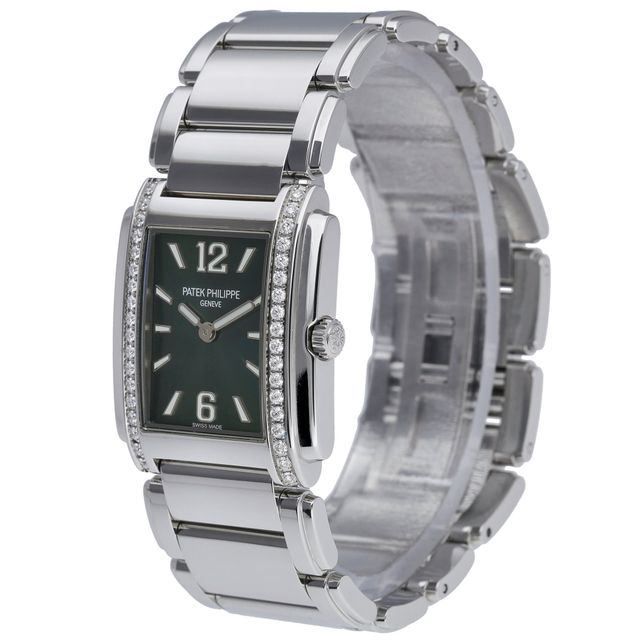 Patek Philippe Twenty-4 4910/1200A-011 Image 2